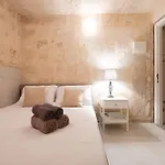 Appartement Bnbnova - Historic 3ba House With Rooftop *