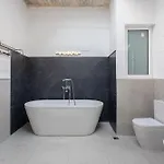 Apartment Bnbnova - Historic 3ba House With Rooftop